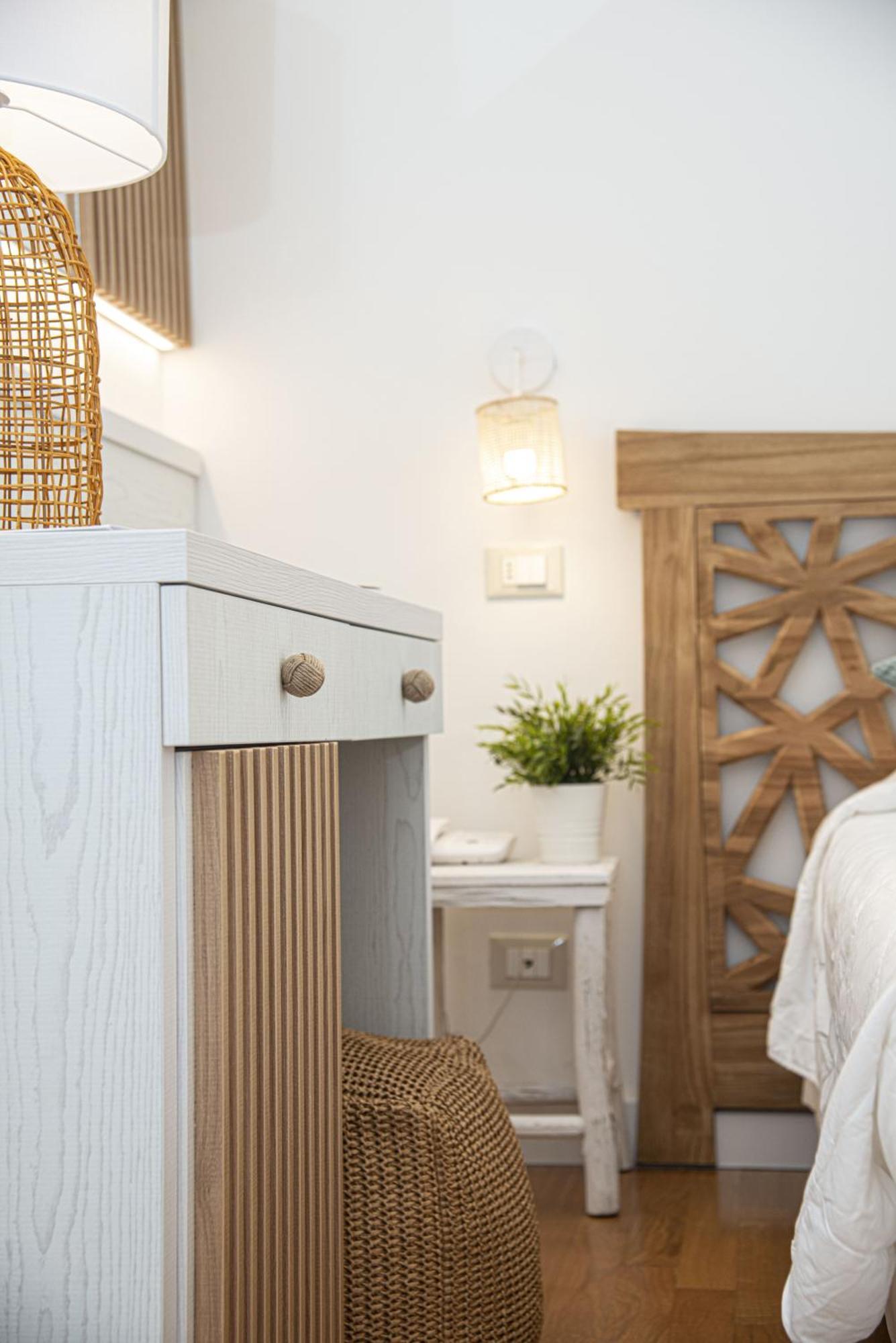 Suite Erica Lignano Hotel Lignano Sabbiadoro Kültér fotó
