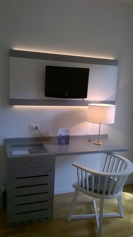 Suite Erica Lignano Hotel Lignano Sabbiadoro Kültér fotó